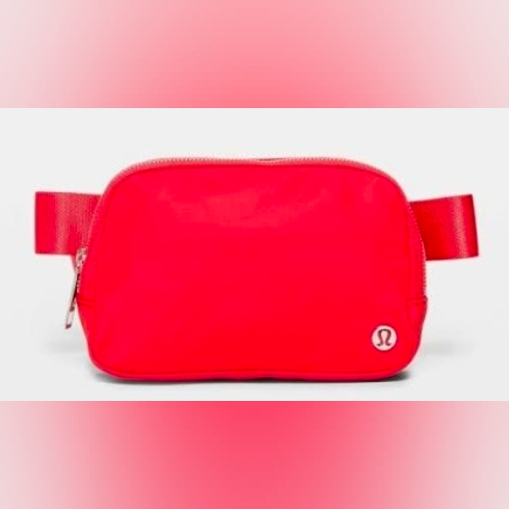 lululemon athletica red xrossbody/belt bag